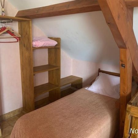 A L'Etape De La Ferme Bed and Breakfast Noailles  Buitenkant foto