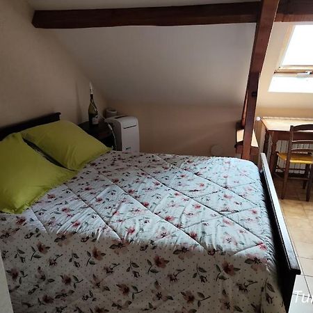 A L'Etape De La Ferme Bed and Breakfast Noailles  Buitenkant foto
