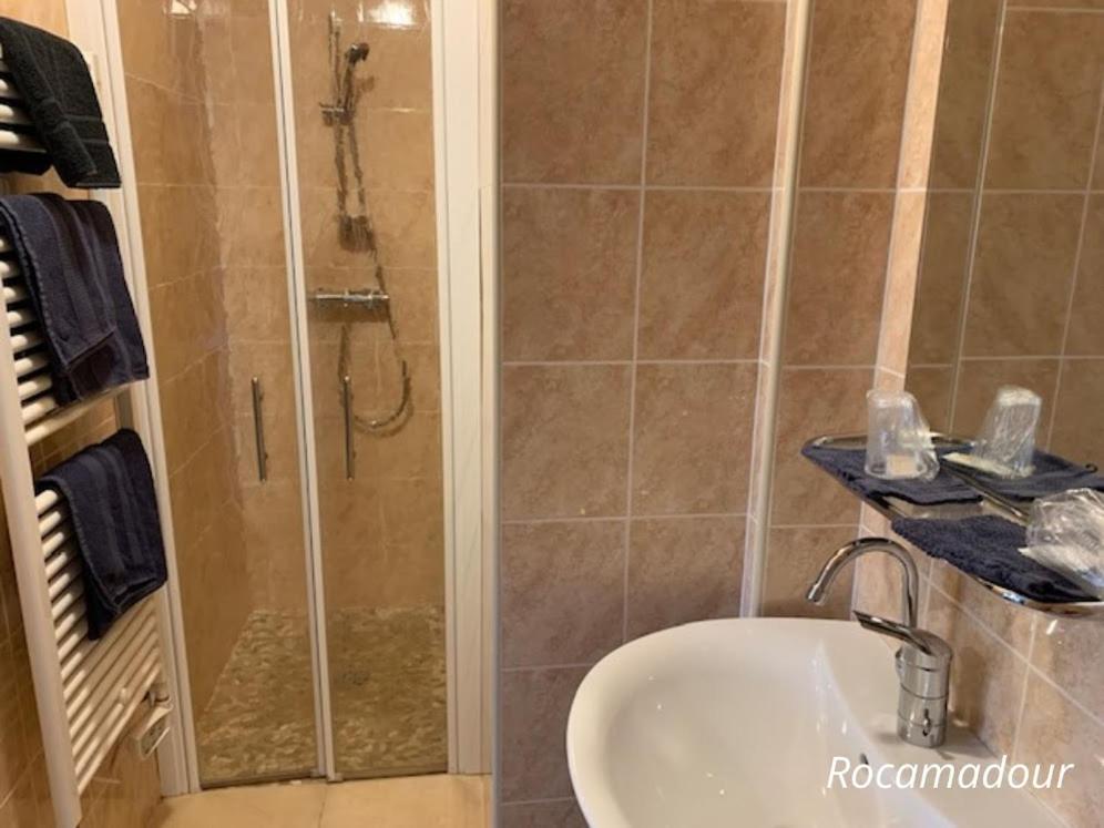 A L'Etape De La Ferme Bed and Breakfast Noailles  Buitenkant foto