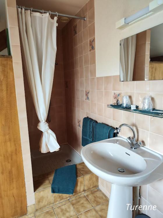 A L'Etape De La Ferme Bed and Breakfast Noailles  Buitenkant foto