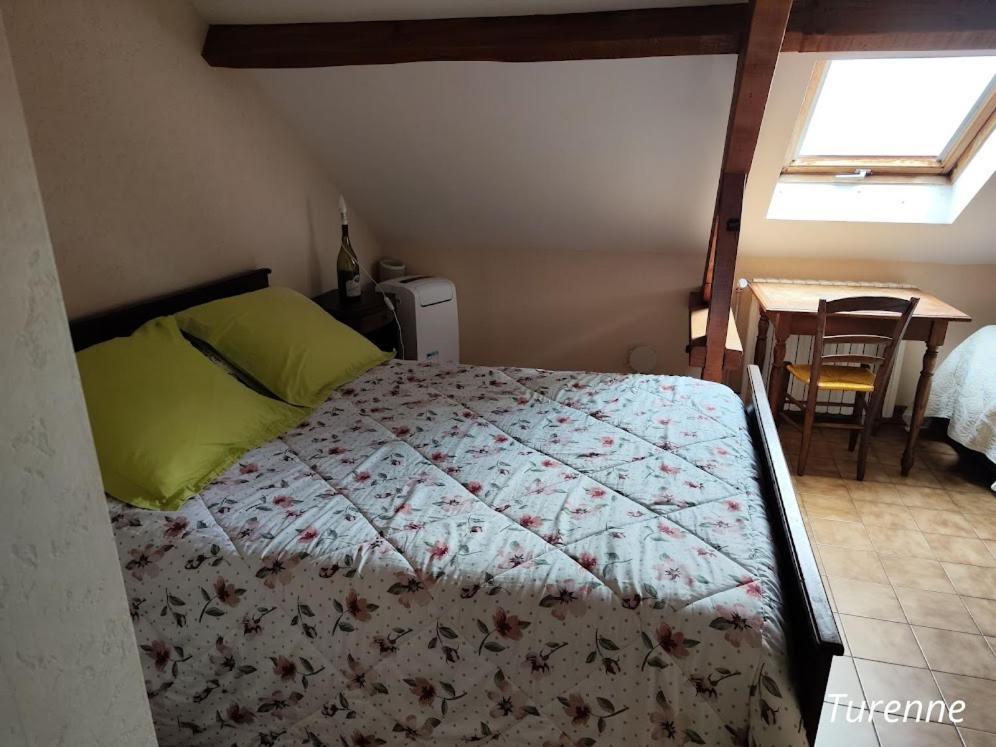 A L'Etape De La Ferme Bed and Breakfast Noailles  Buitenkant foto